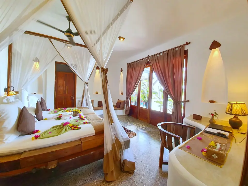 Dunia Room - bedroom downstairs room | Dunia means world